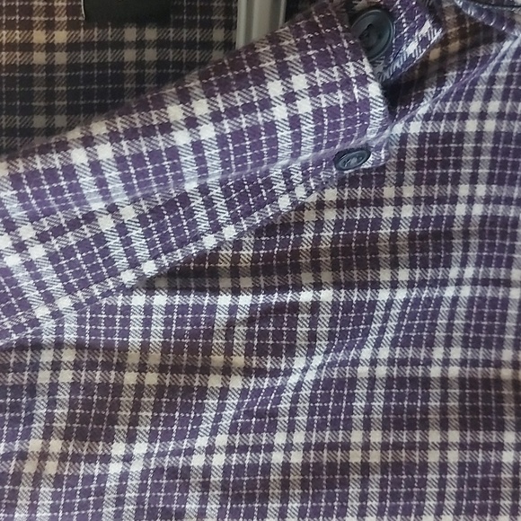 Mens button down - Picture 5 of 5